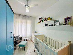 Image 21 - 926711