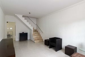 Image 3 - 926712