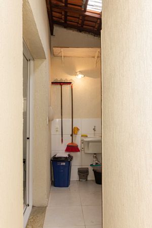 Image 30 - 926712