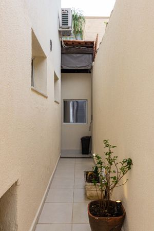 Image 32 - 926712