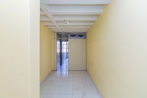 Image 15 - 926749