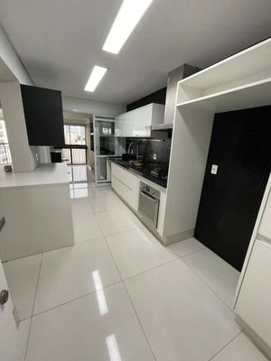 Image 4 - 926753