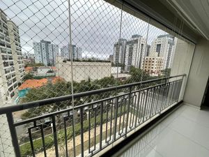 Image 6 - 926753