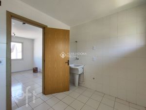 Image 1 - 926759