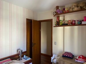 Image 11 - 926760