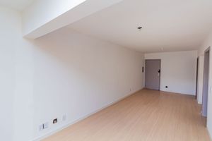 Image 3 - 926761