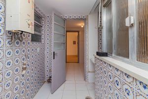 Image 32 - 926761