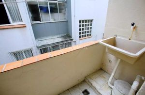 Image 8 - 926766