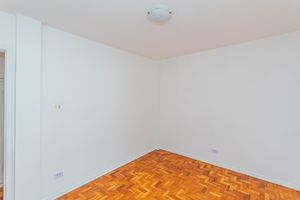 Image 18 - 926767