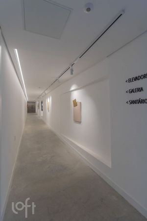 Image 29 - 926772