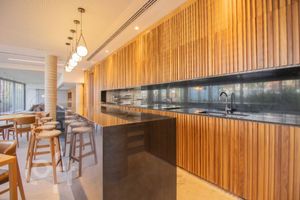 Image 22 - 926772
