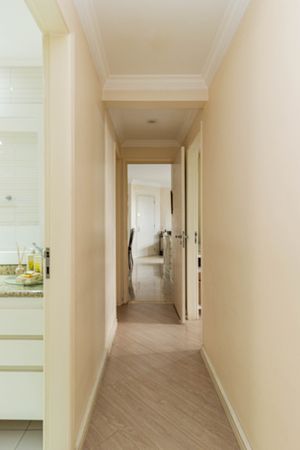Image 21 - 926778