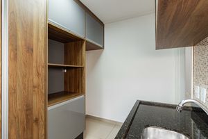 Image 21 - 926799