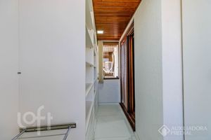 Image 17 - 926834