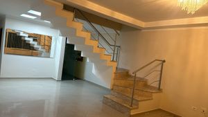 Image 1 - 926844