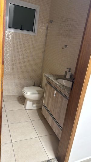 Image 19 - 926844