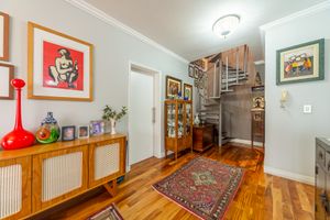Image 33 - 926876