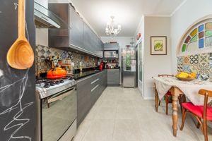 Image 35 - 926876