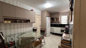 Image 1 - 926880