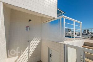 Image 32 - 926886