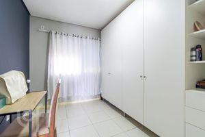 Image 4 - 926902
