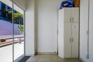 Image 35 - 926924
