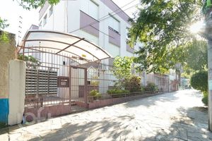 Image 33 - 926960