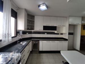 Image 6 - 926980
