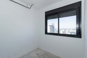 Image 39 - 926990
