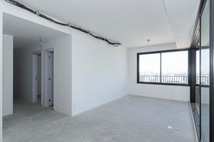 Image 5 - 926990
