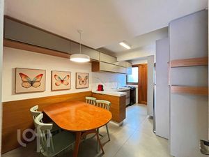Image 17 - 926992