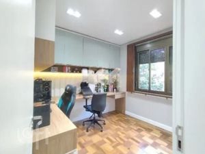 Image 21 - 927072
