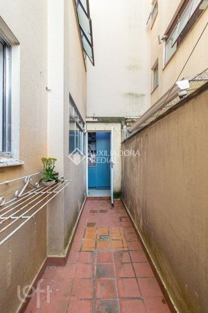 Image 37 - 927075