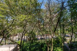 Image 11 - 927108