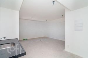 Image 19 - 927110