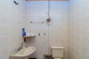 Image 32 - 927113