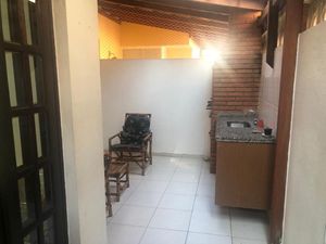 Image 19 - 927135