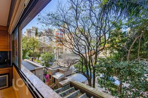 Image 4 - 927147