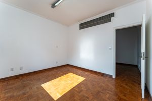 Image 18 - 927276