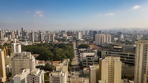 Image 14 - 927276