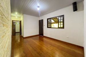 Image 4 - 927291