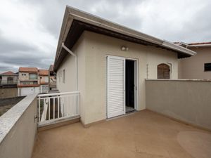 Image 19 - 927334
