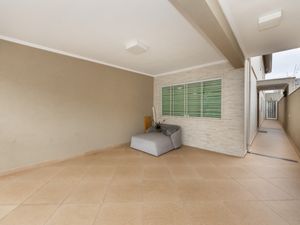 Image 30 - 927334