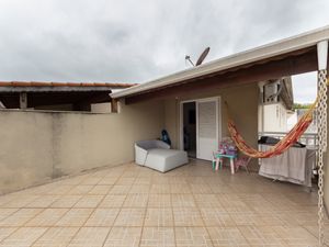 Image 27 - 927334
