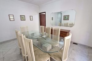 Image 37 - 927335