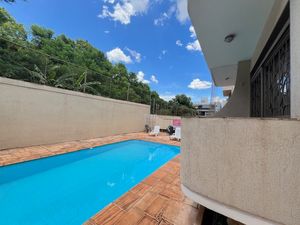 Image 6 - 927339