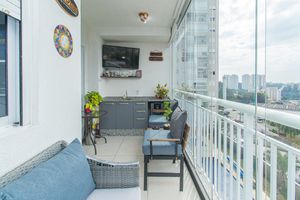 Image 12 - 927340