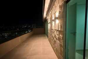 Image 34 - 927344
