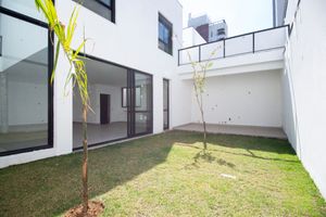 Image 13 - 927345