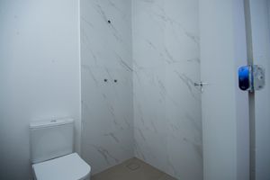 Image 32 - 927345